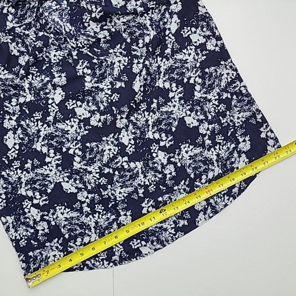 Violet + Claire Blouse White Navy Floral Long Sleeve Semi Sheer Ruffle Sz Small - Picture 14 of 15